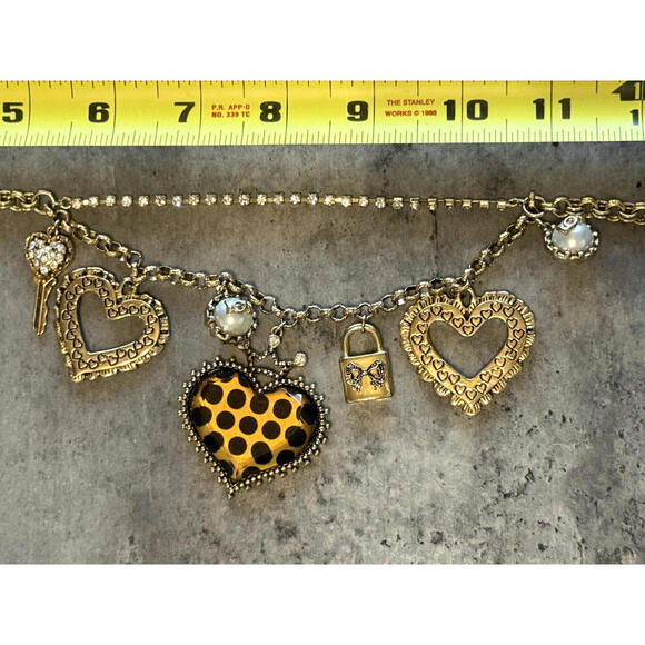 BETSEY JOHNSON Vintage Y2K Gold Chain Charm Necklace Leopard Print Heart Pearl - Picture 7 of 8